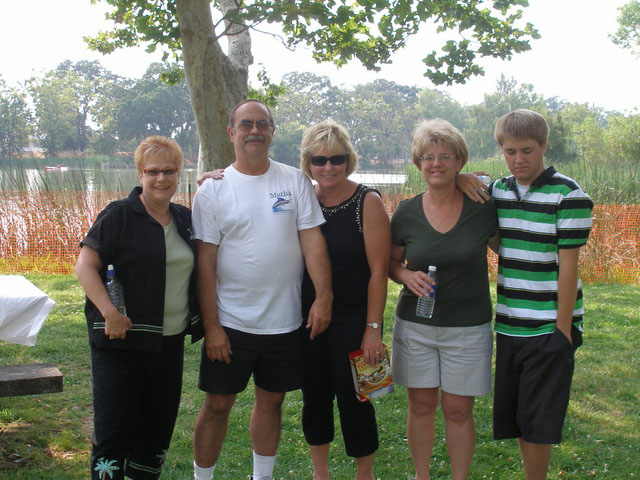 Reunion_047 (Demeris, Brad, Mary Cathy & son)