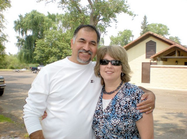 DSCN0465r (Sal & Cheri Woolstrum Lerma)